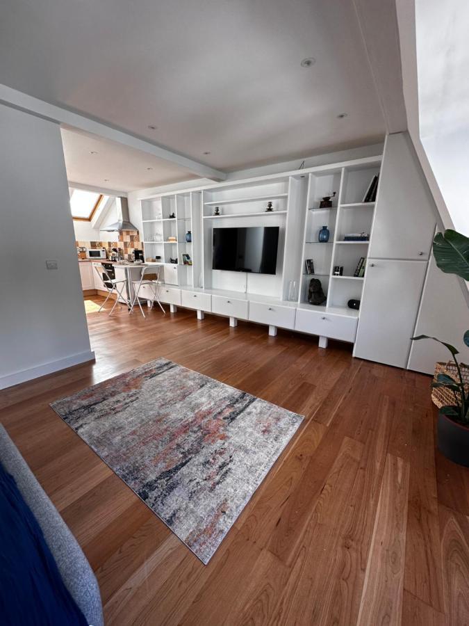 Studio Flat In The Heart Of Hampstead, Londra Esterno foto